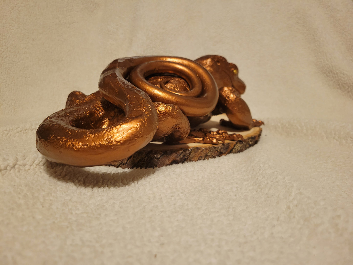 Crocodile Monitor Sculpture (Rusting Bronze & Gold)